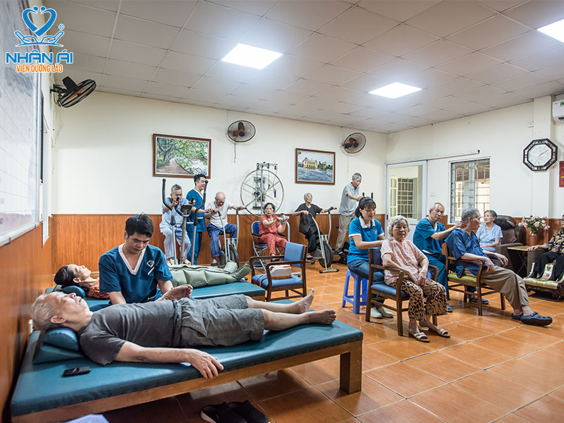 Không gian phòng tập phục hồi chức năng tại Viện dưỡng lão Nhân Ái